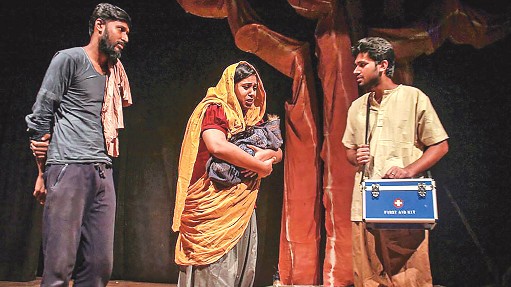 আজ মঞ্চে প্রাচ্যনাটের খোয়াবনামা