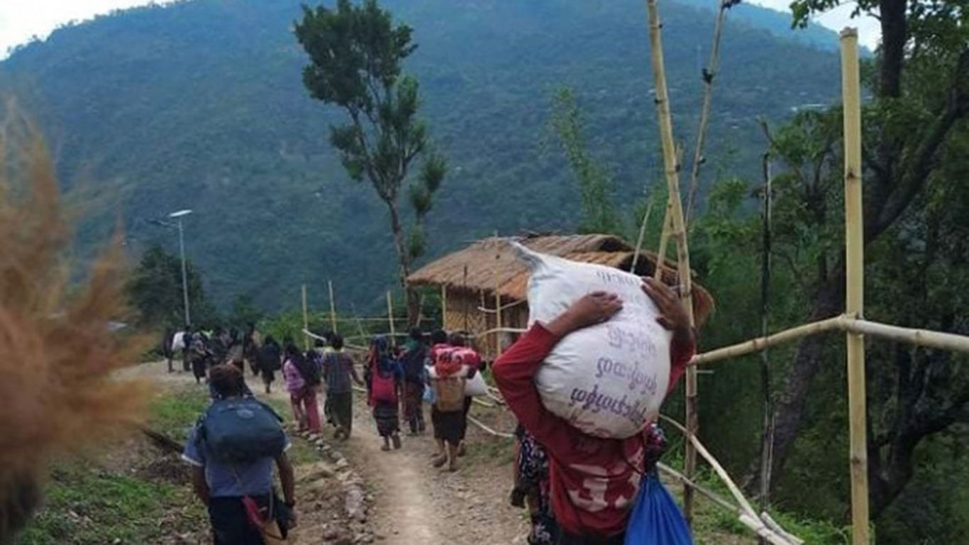 মিয়ানমারের জঙ্গল থেকে ৪০ মরদেহ উদ্ধার 