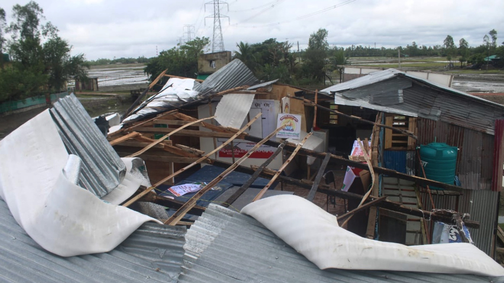 হামুনের দুই ঘণ্টার আঘাতে ৩৮ হাজার ঘরবাড়ি ক্ষতিগ্রস্ত, নিহত ৩