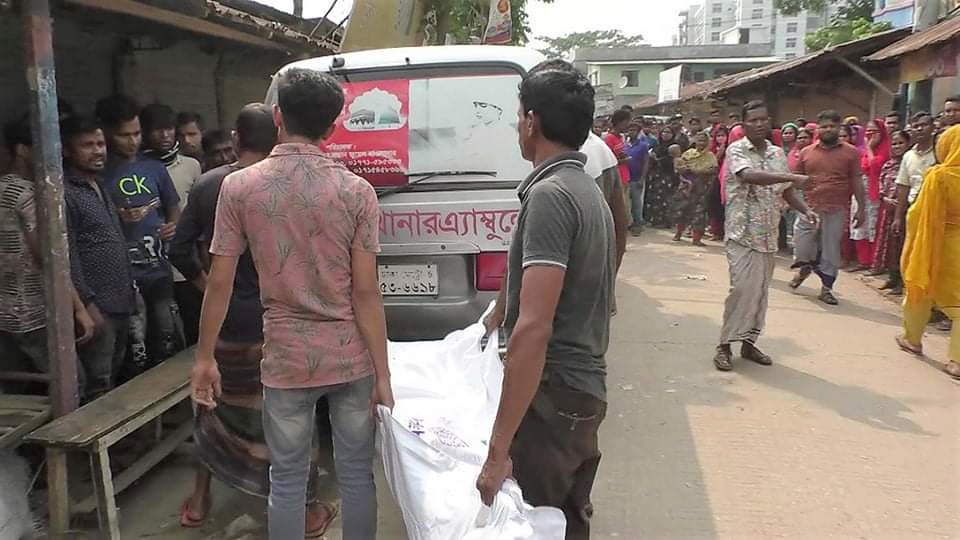 বিছানায় স্ত্রীর, সিলিং ফ্যানে স্বামীর লাশ