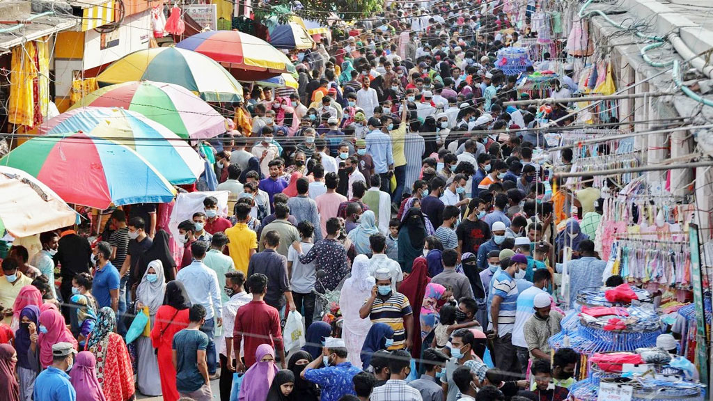 জলবায়ু পরিবর্তন: ২০৫০ সালের মধ্যে ঢাকায় ঢুকবে বাস্তুচ্যুত ৩১ লাখ মানুষ