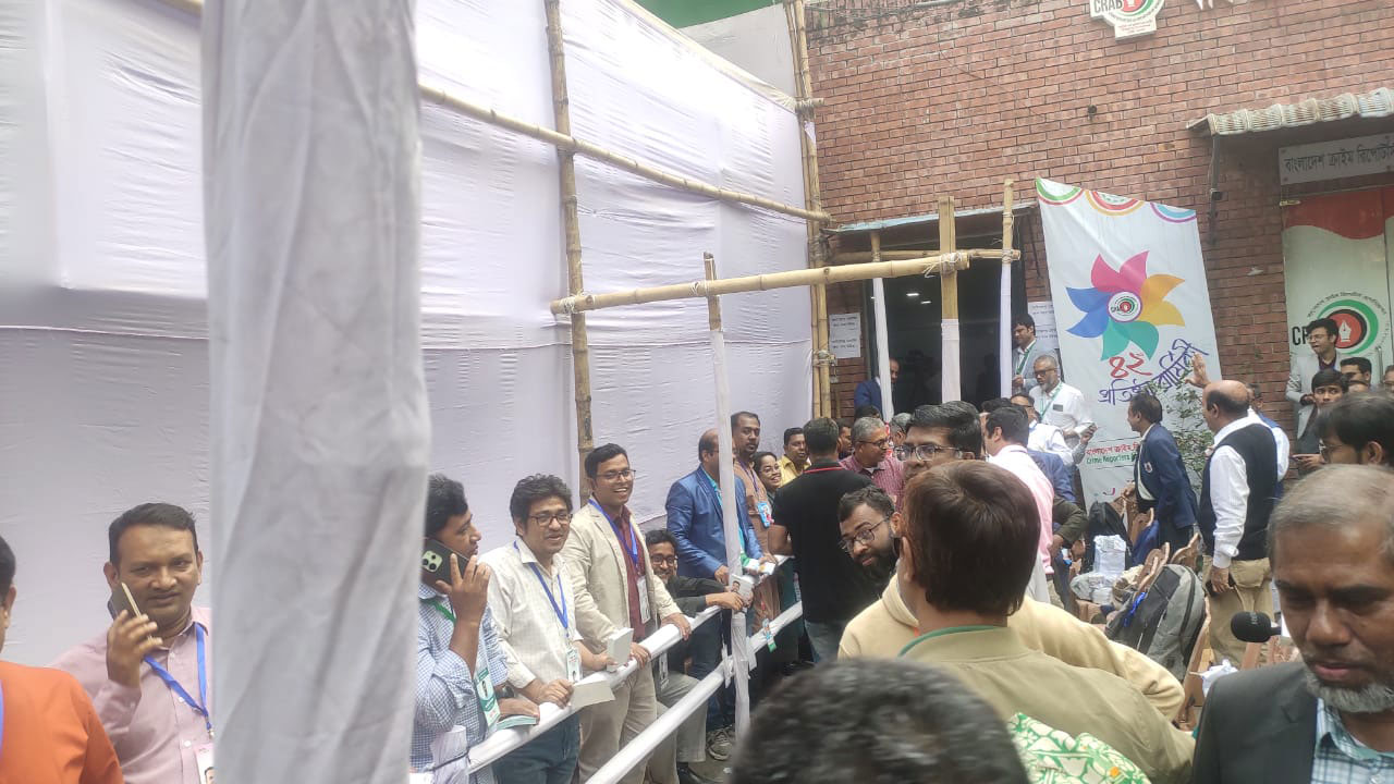 ডিআরইউতে ভোটগ্রহণ চলছে