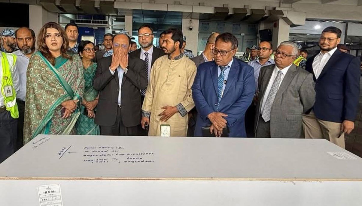 দুবাইয়ে নিহত প্রবাসী আহমেদ আলীর মরদেহ দেশে