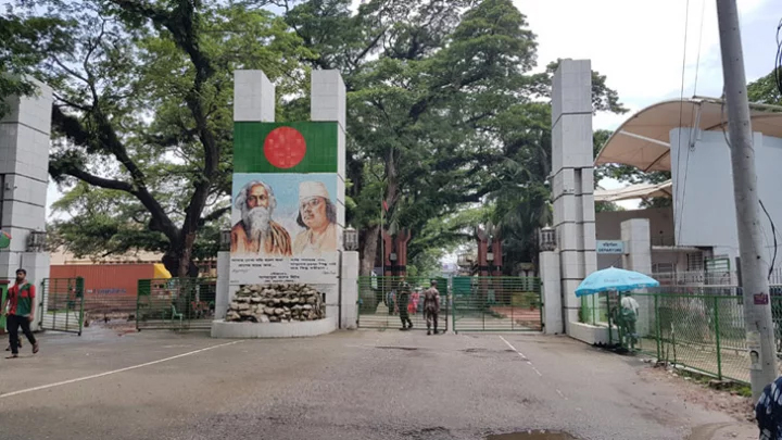 ৩ ঘণ্টা পর সচল বন্দর