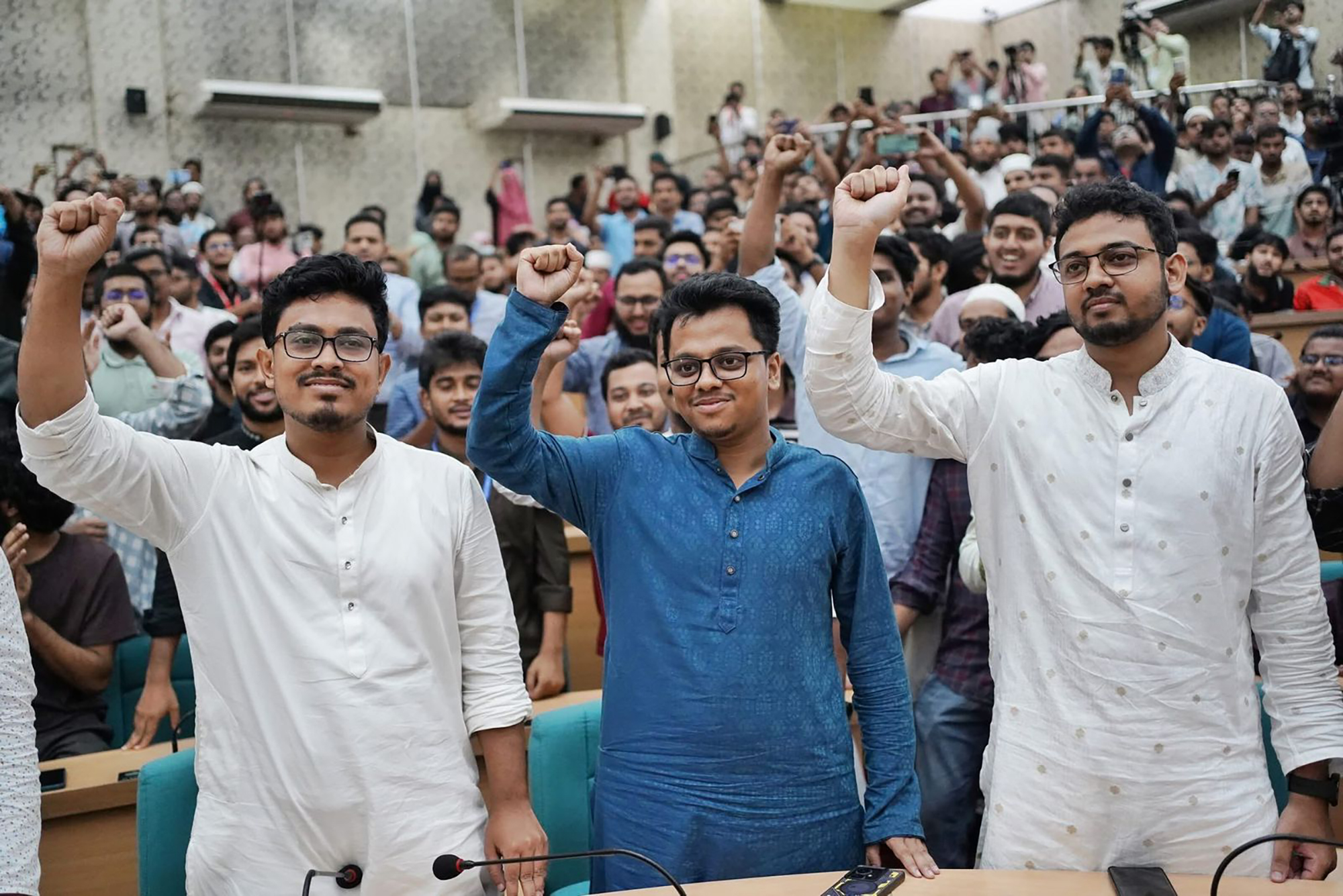 জনপ্রিয়তা না কৌশল—আলোচনায় ডাকসুতে শিবিরের বিজয়