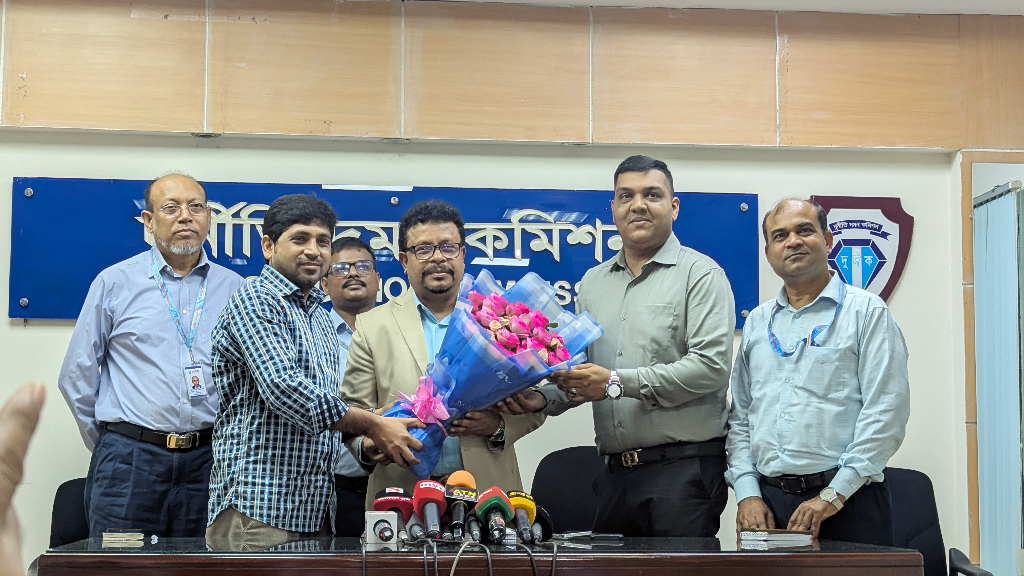 ইমেজ সংকট কাটিয়ে জনবান্ধব দুদক গড়তে চাই: নবনিযুক্ত সচিব