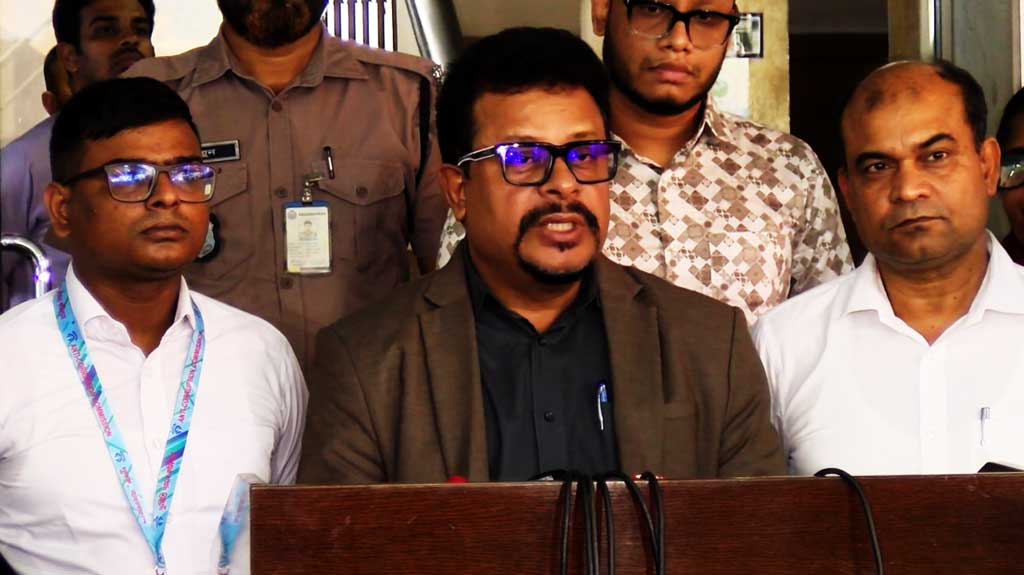আসিফের দুর্নীতির অভিযোগ অনুসন্ধান দুদক রাজনৈতিকভাবে প্রভাবিত না: দুদক সচিব