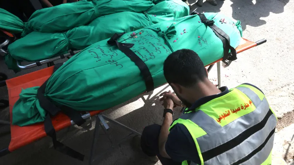 ইসরায়েলি হামলায় ২৪ ঘণ্টায় লেবাননে দুই চিকিৎসাকর্মীসহ নিহত ৫১