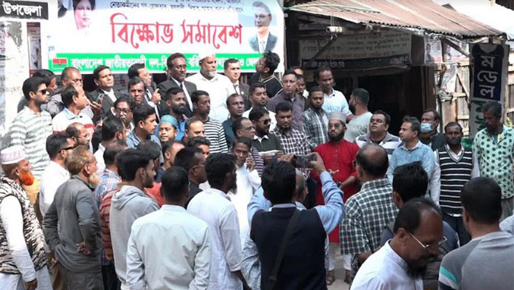 বরিশালে বিএনপির নেতা কর্মীদের দেখা নেই, সতর্ক অবস্থানে পুলিশ