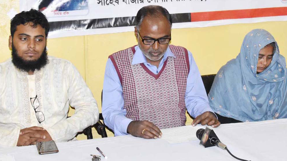 হত্যা মামলা তুলে নিতে হামলা-হুমকির অভিযোগ