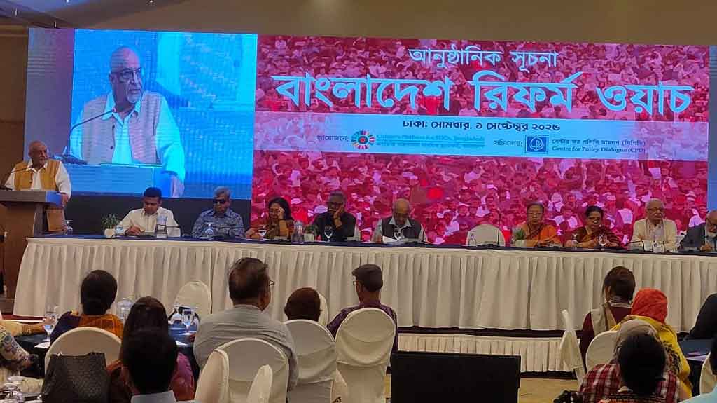 মানুষের অংশগ্রহণ না থাকায় সংস্কারকাজ গতি পেল না