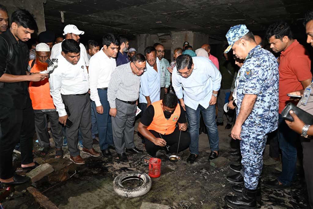 জিগাতলায় দুই নির্মাণাধীন ভবনে এডিসের লার্ভা, জরিমানা লাখ টাকা