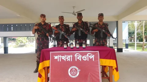 শাখরা সীমান্তে হেরোইন তৈরির ৭৮ লাখ টাকার কাঁচামাল জব্দ
