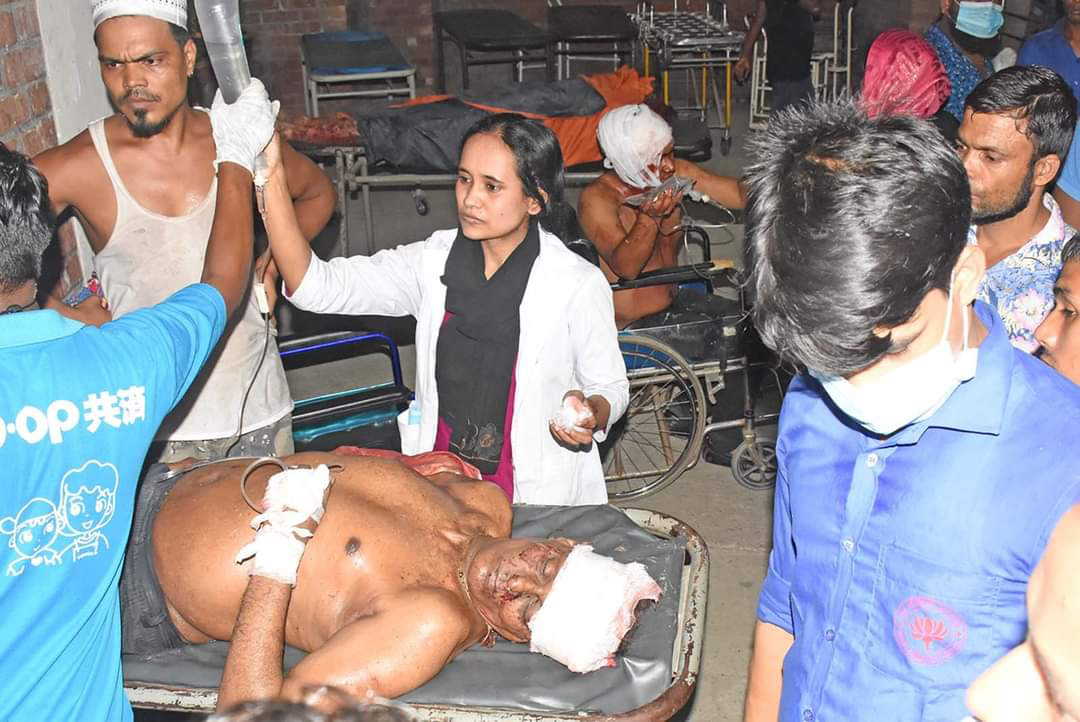 বার্ন ইউনিটে ভর্তি ২ জনের দেহের ৯০ শতাংশ পুড়ে গেছে: ডা. সামন্ত লাল সেন