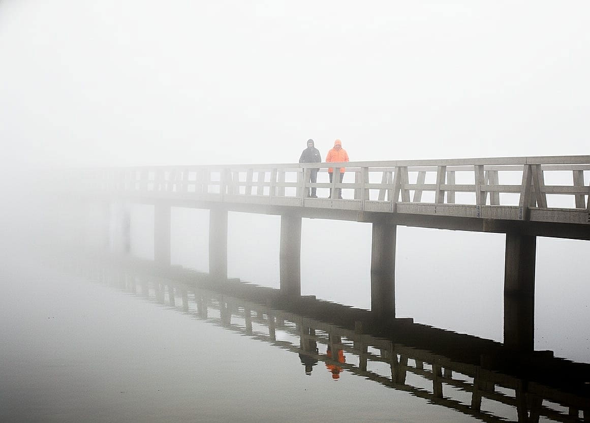ঢাকায় শীত আরও বেড়েছে, পড়েছে ঘন কুয়াশা