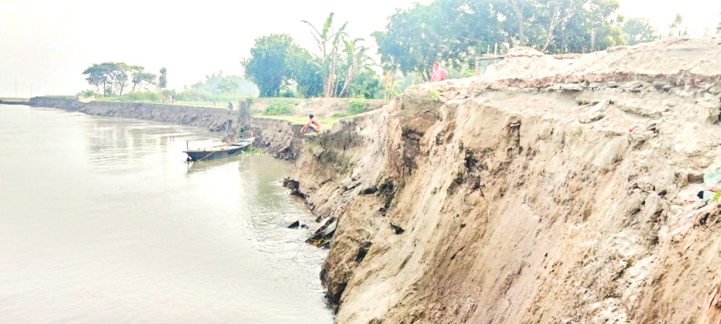 বগুড়ার ধুনটে যমুনা নদী: ভাঙন রোধের ব্যবস্থা নেই
