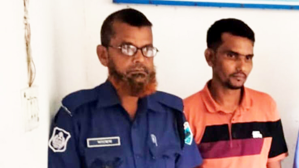 ধুনটে ইয়াবাসহ কারবারি আটক