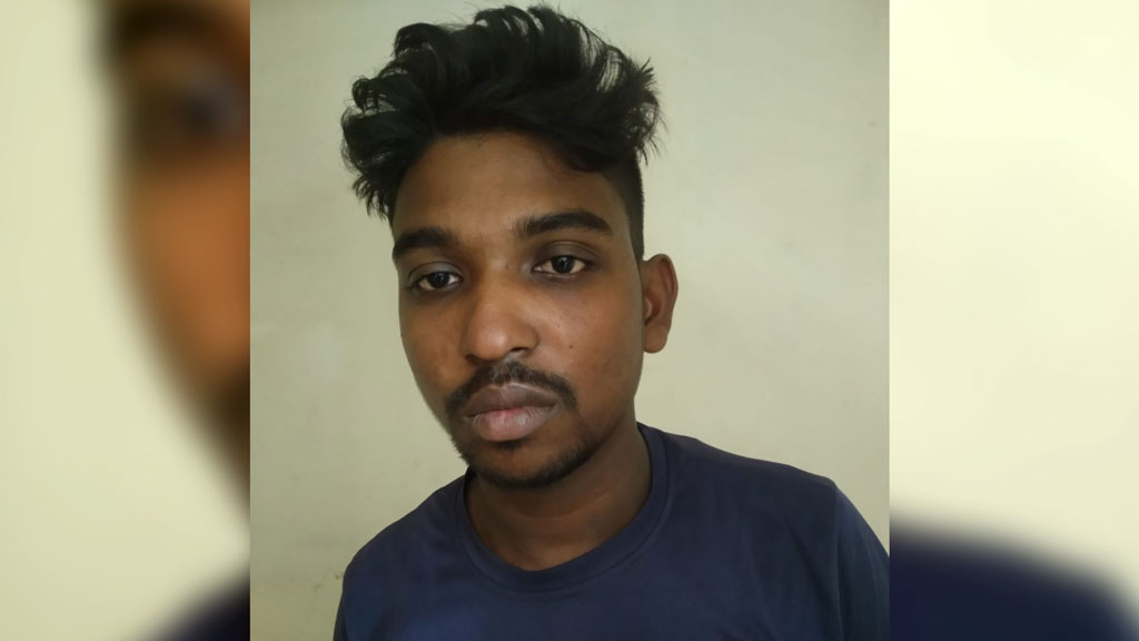 সিটে বসানোর কথা বলে ক্যানটিন রুমে ধর্ষণ, ট্রেন থেকে ৯৯৯ এ ভুক্তভোগীর কল