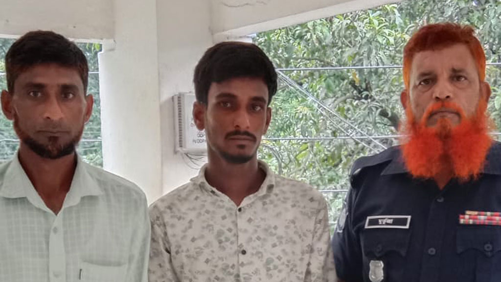 ভ্যান ছিনিয়ে নিতে কিশোর চালককে হত্যা, দুজনের যাবজ্জীবন