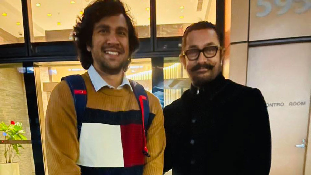 অস্ট্রেলিয়ার রাস্তায় আমির খানের সঙ্গে দিব্য জ্যোতি