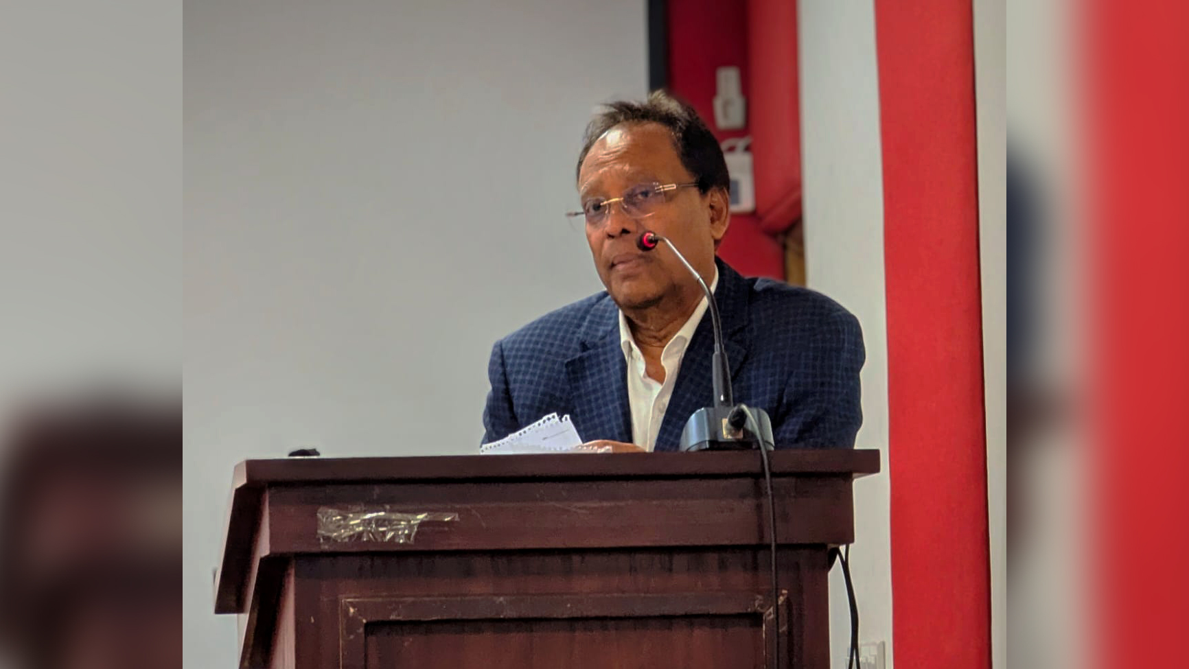 পোস্টাল ব্যালট সফলভাবে পৌঁছে দেওয়া ডাক বিভাগের সক্ষমতার প্রমাণ: ডাক ও টেলিযোগাযোগমন্ত্রী