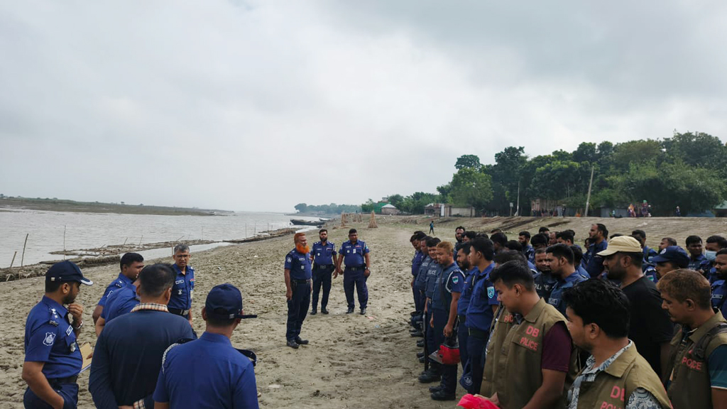 পদ্মার চরে খুন: সংঘর্ষে জড়িত নয় এমন ব্যক্তিদের আসামি করার অভিযোগ
