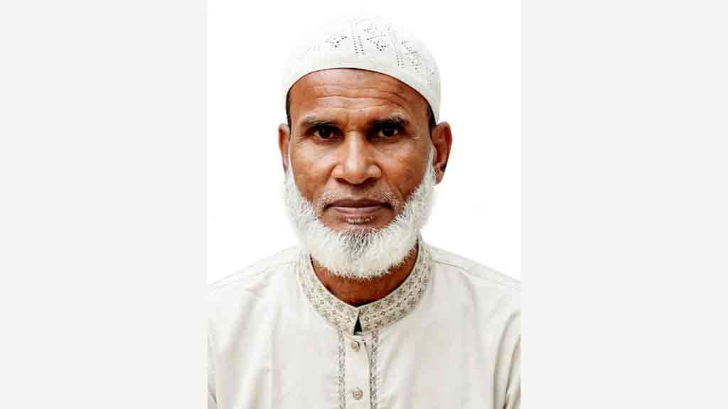 নৌকা থেকে ছিটকে পদ্মায় কৃষক নিখোঁজ