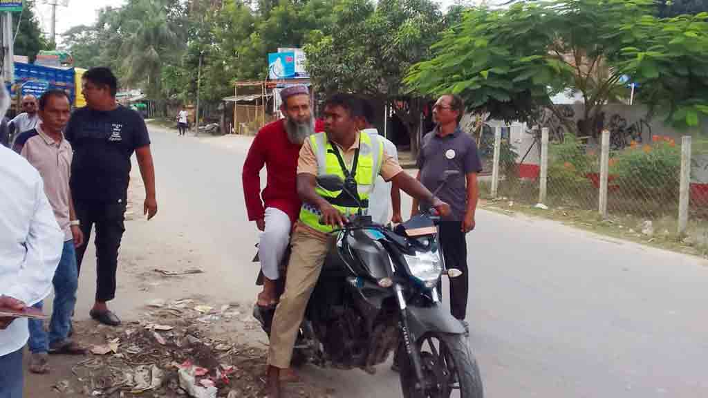 শ্রেণিকক্ষে প্রধানমন্ত্রীর বাংলা উচ্চারণ নিয়ে কটূক্তি, শিক্ষক আটক