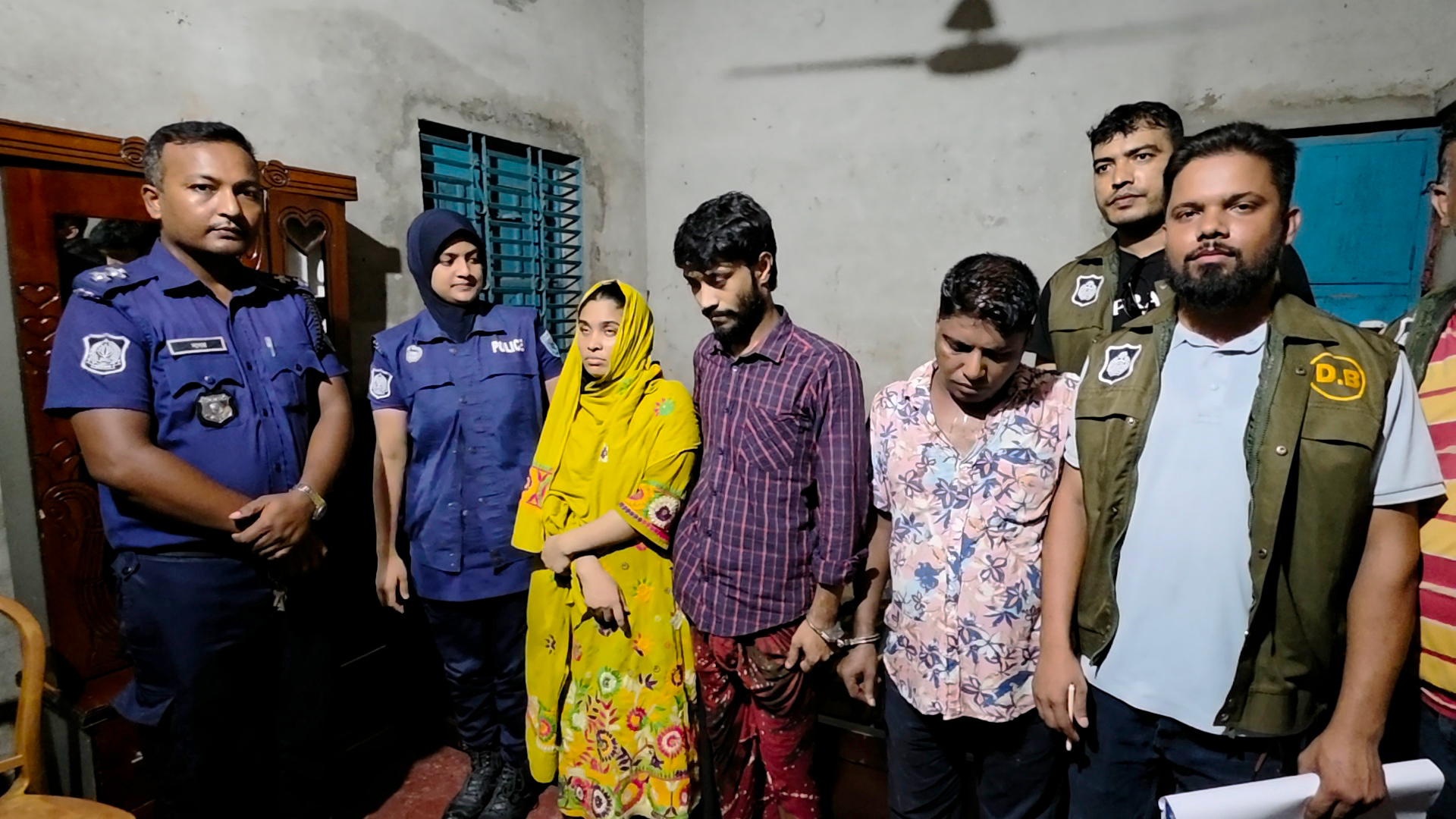 ডিমলায় ভাড়া বাসায় ইয়াবার ব্যবসা, দম্পতিসহ আটক ৩