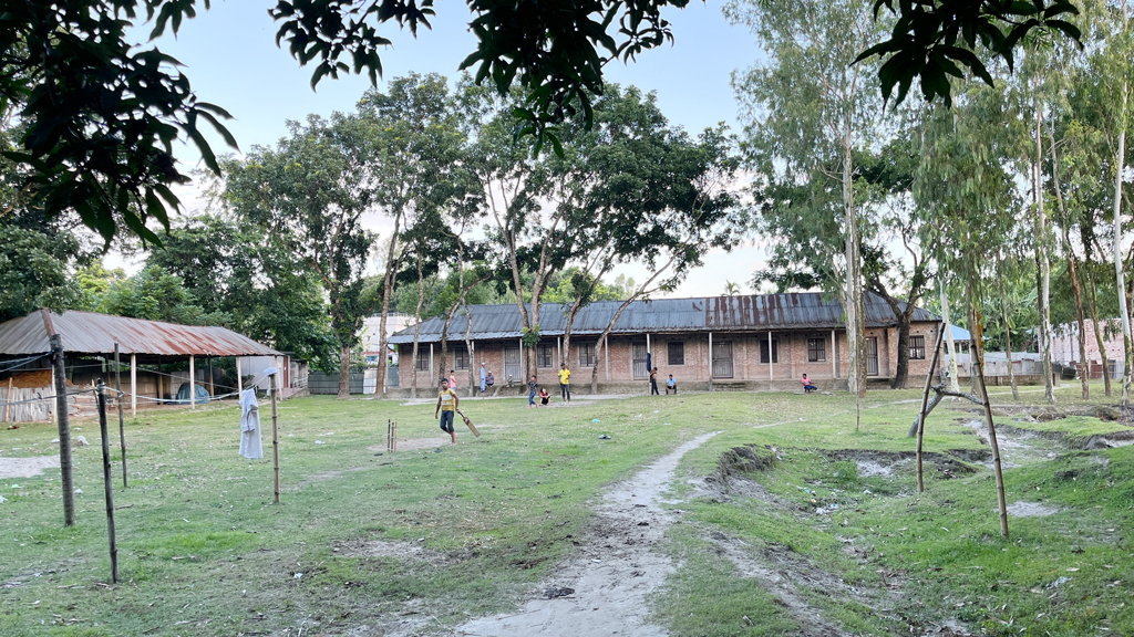 ১২ শিক্ষকের স্কুলে ৪ এসএসসি পরীক্ষার্থী, সবাই ফেল