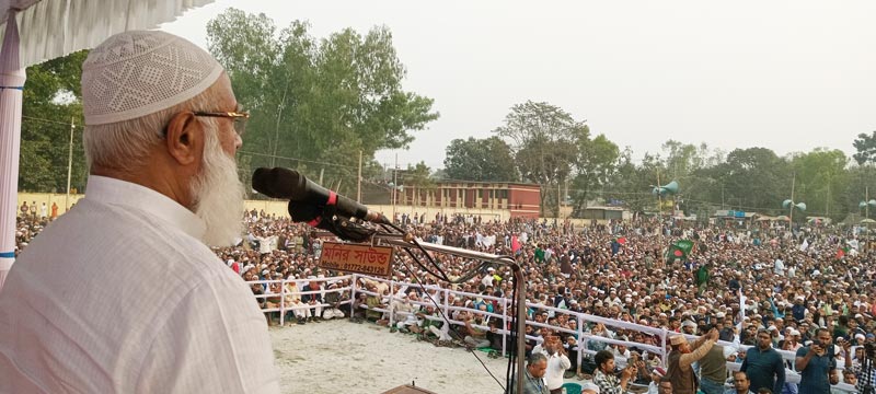 ডোমারে জামায়াতের সমাবেশে ডা. শফিকুর রহমান। ছবি: আজকের পত্রিকা