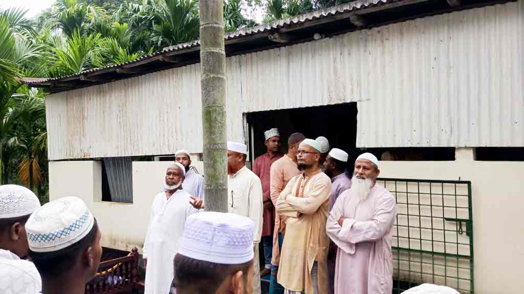 নতুন ঘর তৈরির স্বপ্ন পূরণ হলো না গাড়িচাপায় নিহত মেহেদীর
