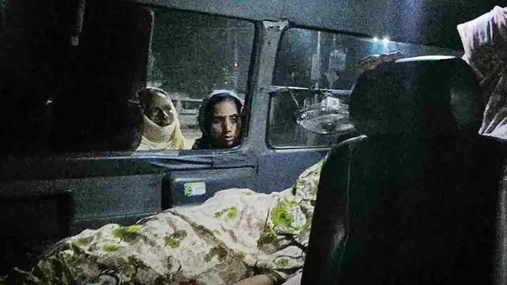 চাঁপাইনবাবগঞ্জে সৎছেলের ছুরিকাঘাতে মায়ের মৃত্যু