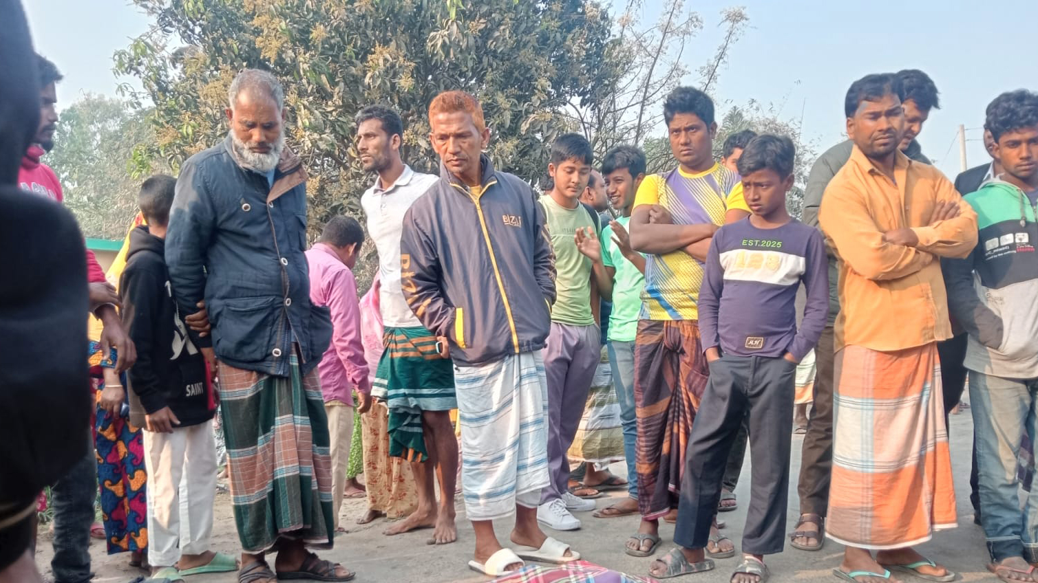 চিরিরবন্দরে বাসের ধাক্কায় মোটরসাইকেলচালক নিহত