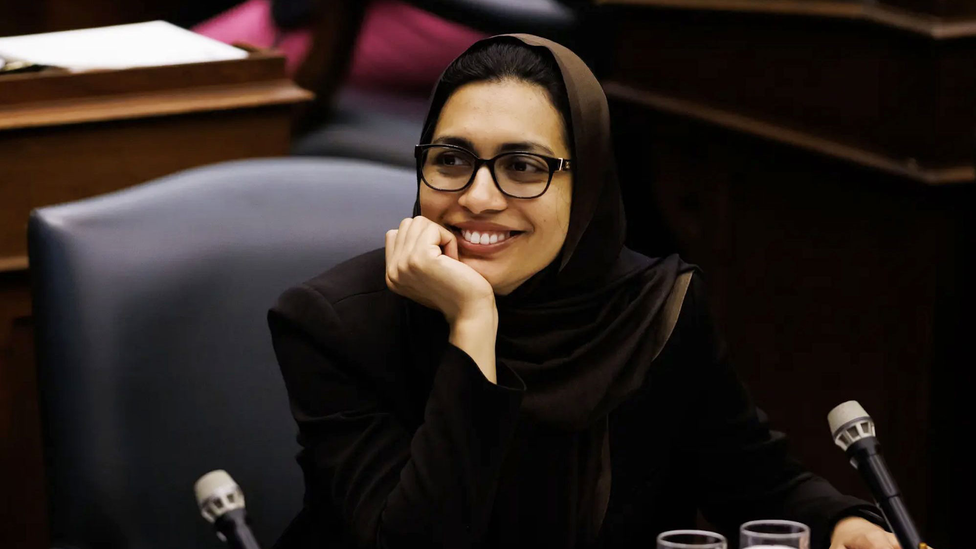 কানাডার এমপি নির্বাচিত বাংলাদেশি বংশোদ্ভূত ডলি, প্রধানমন্ত্রী কার্নির অভিনন্দন