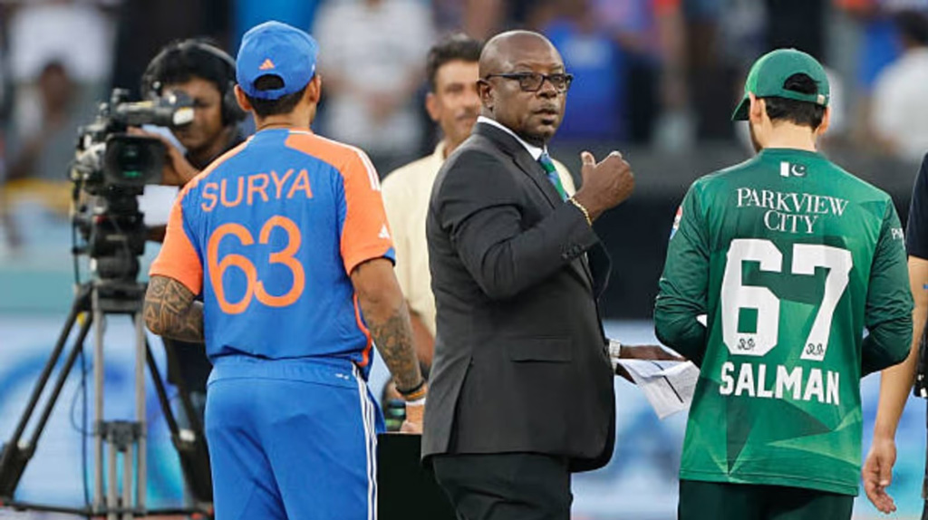 ভারত–পাকিস্তান ফাইনালের আগে কী নাটক হলো
