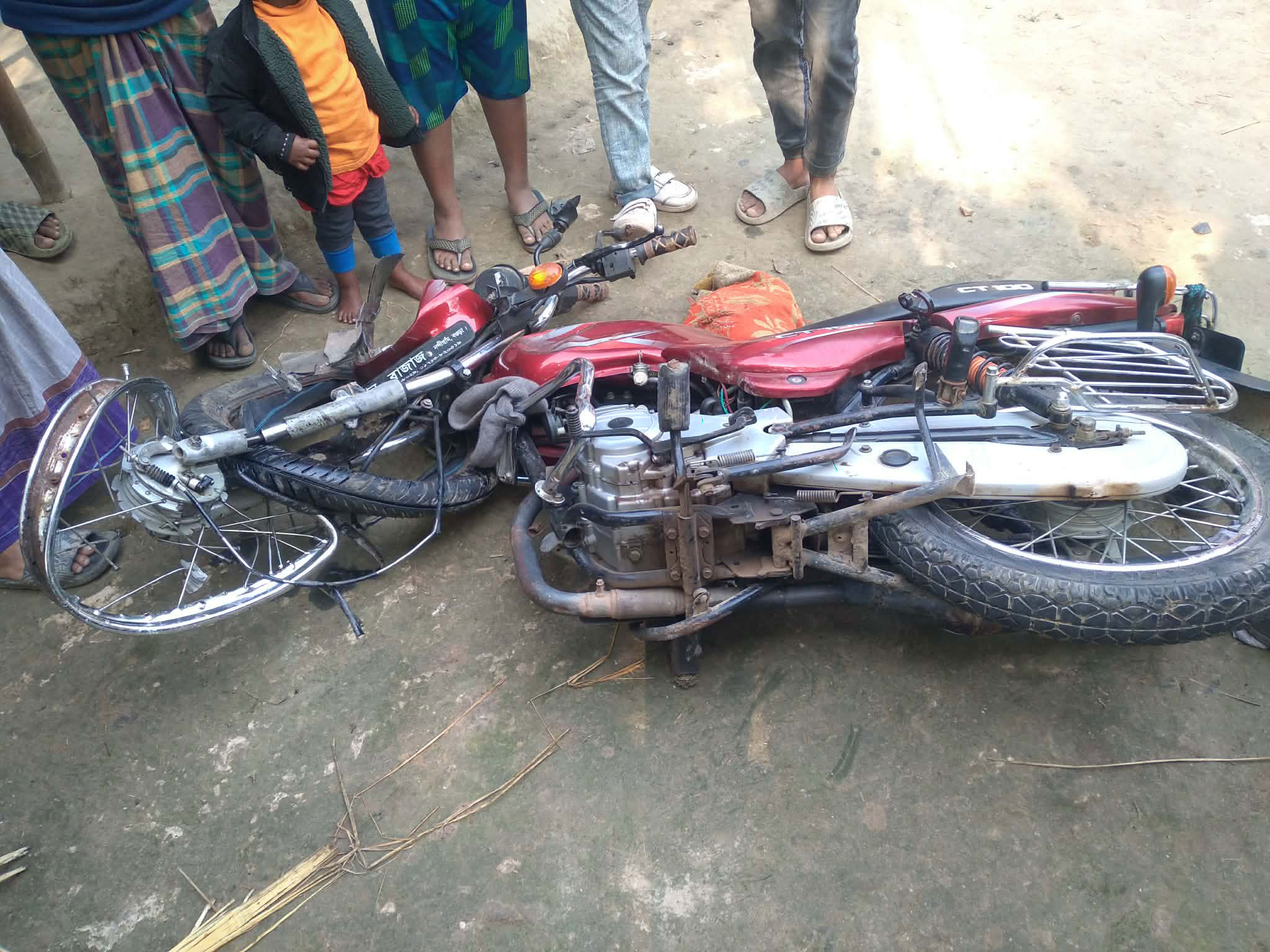 বগুড়ায় মোটরসাইকেল-ভটভটি সংঘর্ষে দুজন নিহত