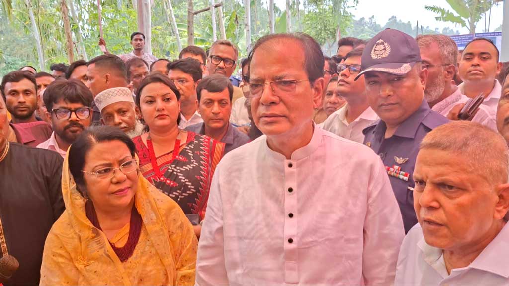 পানির বৈষম্যে নদী শুকিয়ে যাচ্ছে, তিস্তা এখন মরুভূমির মতো: দুর্যোগ ও ত্রাণমন্ত্রী