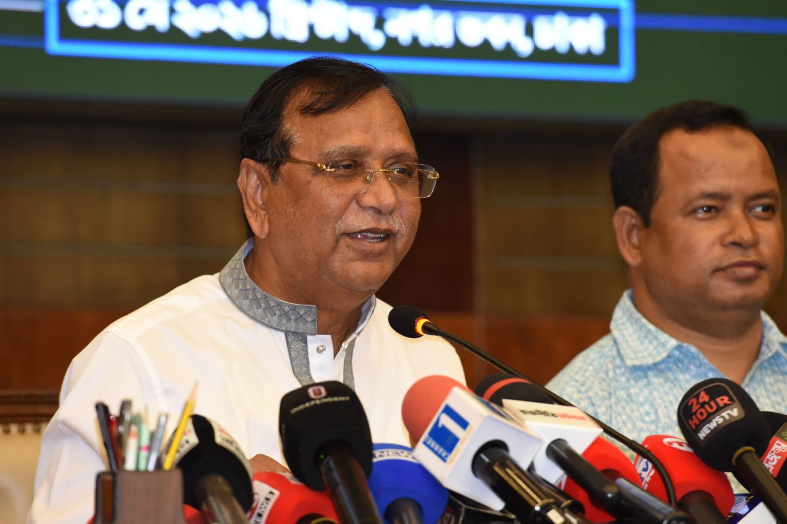৩ দিনে ৩৬ হাজার টনের বেশি বর্জ্য অপসারণ ডিএসসিসির