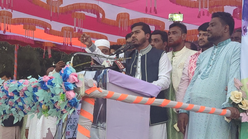 পটুয়াখালী-৩ আসনে প্রার্থী হওয়ার ঘোষণা দিলেন নুর