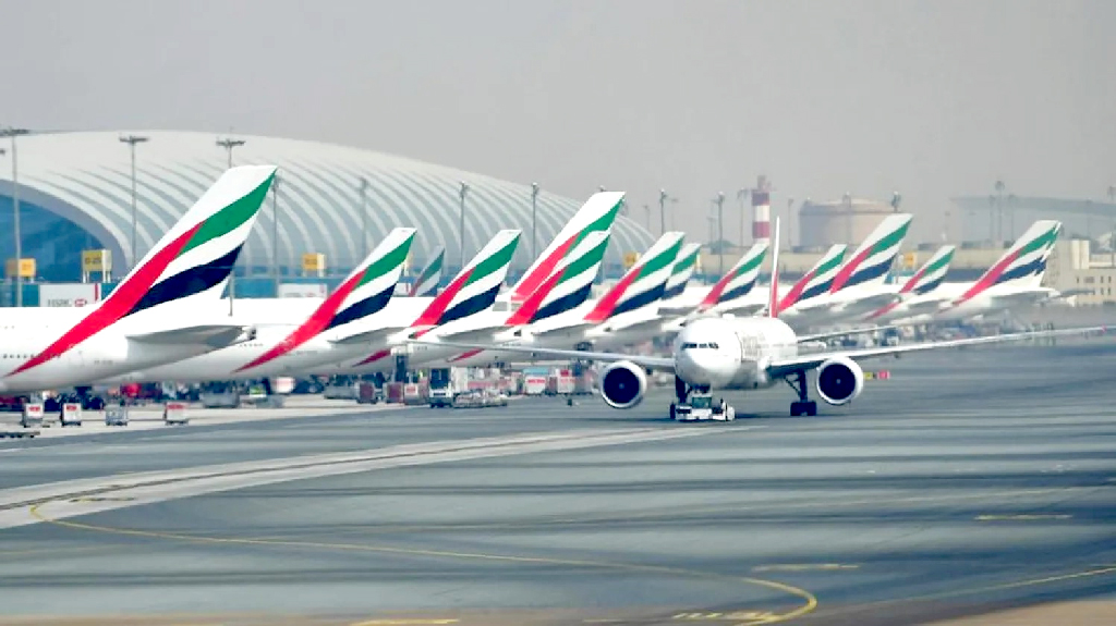 দুবাইয়ে বিমানবন্দর বন্ধ