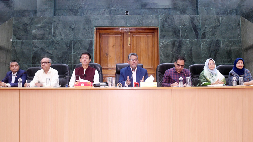 ডাকসু নির্বাচন: স্ট্রাইকিং ফোর্স থাকবে সেনাবাহিনী, দুই দিন বন্ধ থাকবে মেট্রো স্টেশন