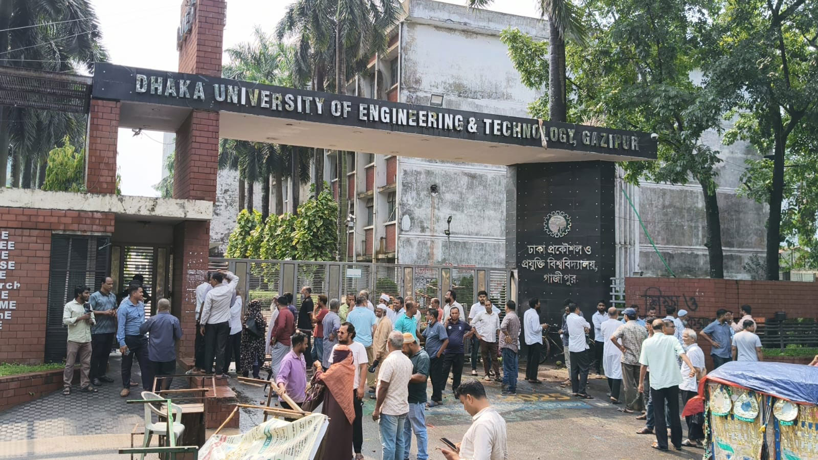 ডুয়েটে সংঘর্ষ: অজ্ঞাত ২৫০ জনের বিরুদ্ধে পুলিশের মামলা