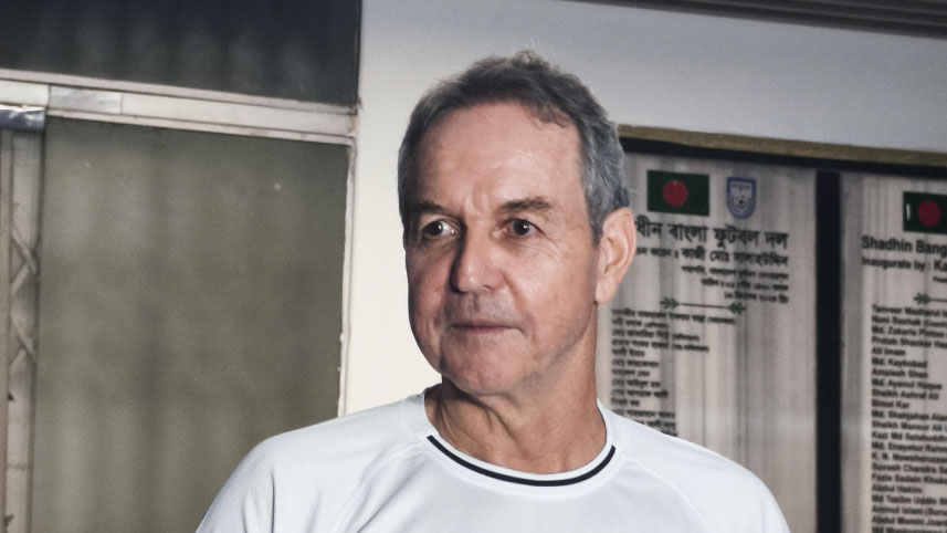 ‘ভালো না খেললে দলে জায়গা থাকবে না’