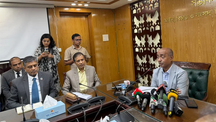 ন্যায়বিচার ও আইনের শাসন নিশ্চিত করাই সরকারের মূল অঙ্গীকার: আইনমন্ত্রী