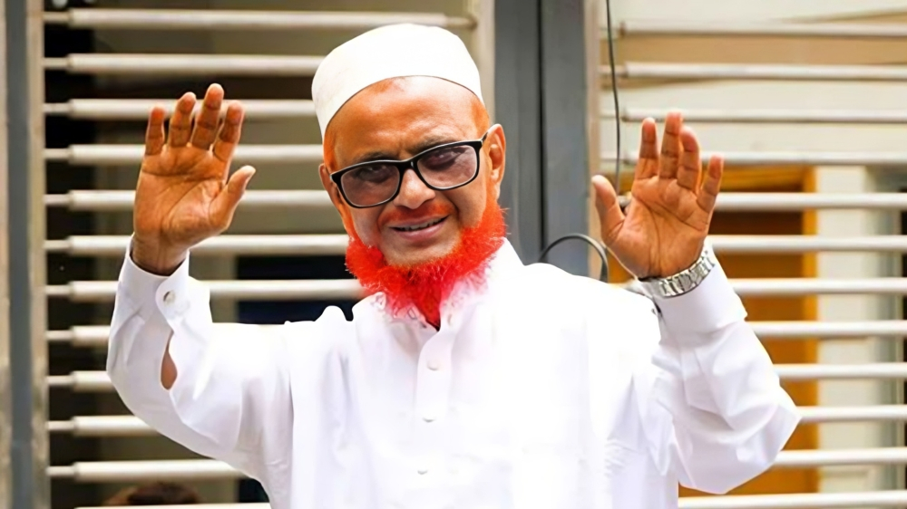 ফ্যাসিবাদী ও স্বৈরতান্ত্রিক চরিত্র নিয়ে ক্ষমতায় থাকার দিন শেষ হয়েছে: এ টি এম আজহার