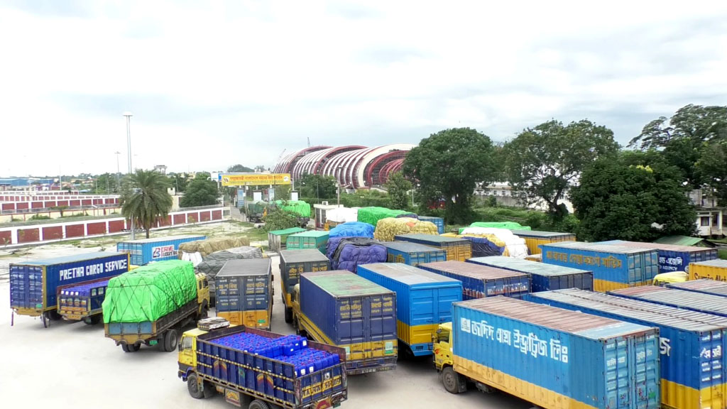 বেনাপোল স্থলবন্দরেই ফেনসিডিল–বাণিজ্য