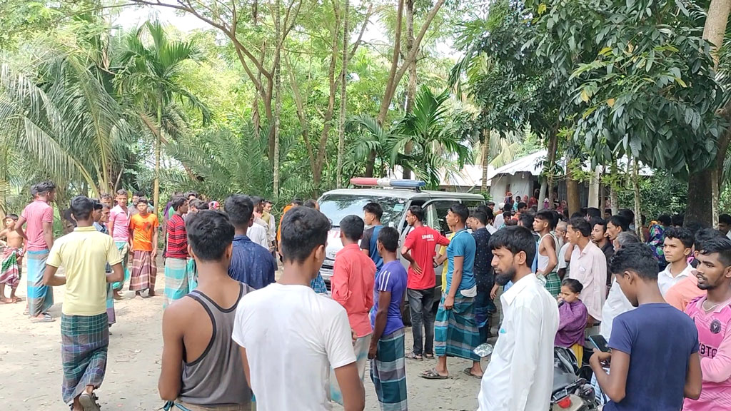 যুবকের মরদেহ উদ্ধার, পরিবারের দাবি হত্যার পর লাশ ঝুলিয়ে রাখা হয়