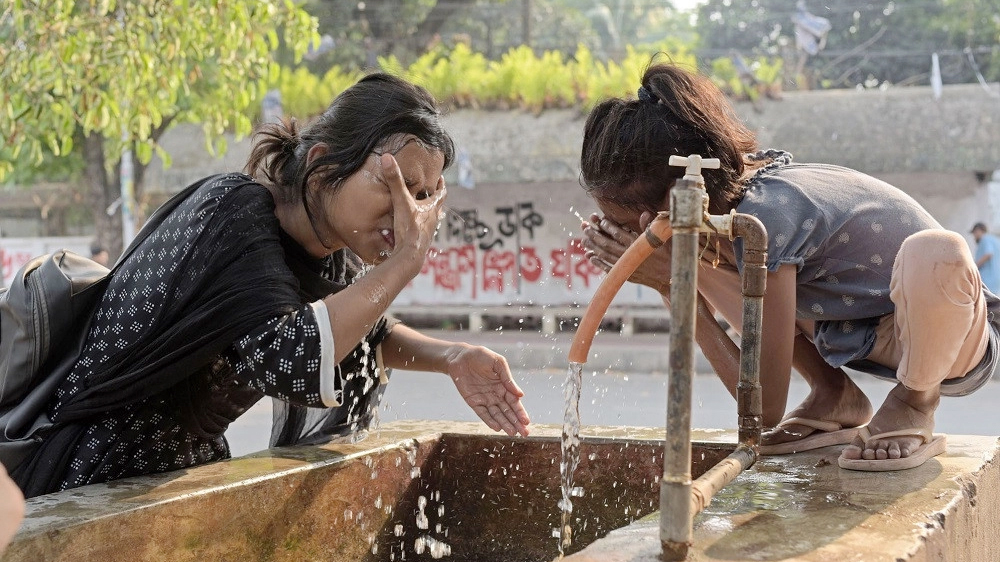 তীব্র তাপপ্রবাহে দিল্লিতে ২০ জনের মৃত্যু