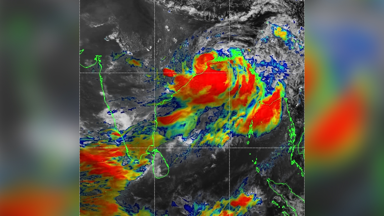 সন্ধ্যা ৬টা থেকে রাত ৯টার মধ্যে খেপুপাড়া অতিক্রম করবে ঘূর্ণিঝড় ‘রিমাল’